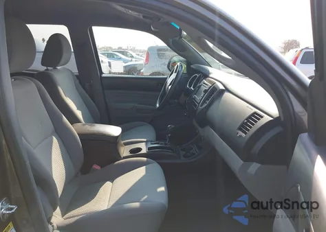 2013 Toyota Tacoma from USA, damaged, VIN 5TFJX4CN2DX031584